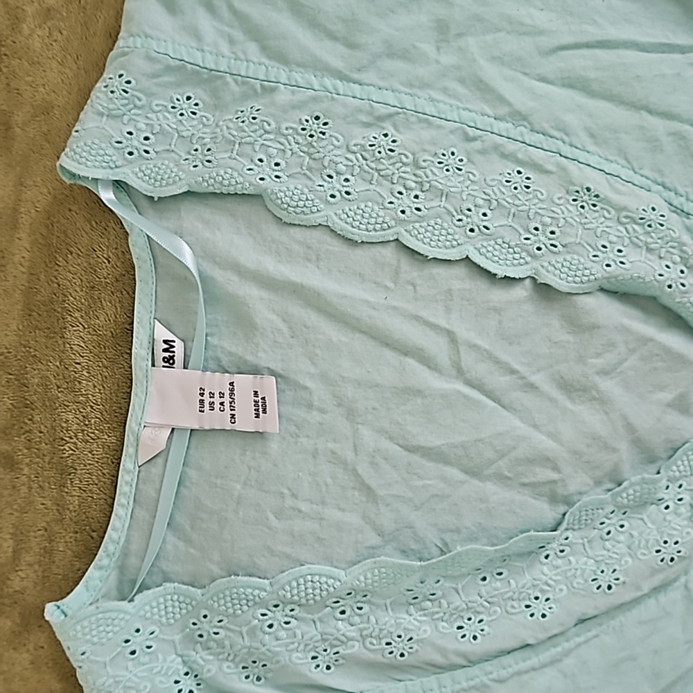 Top, linen - Picture 3 of 13